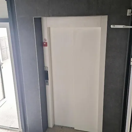 Ninefine Apartment *